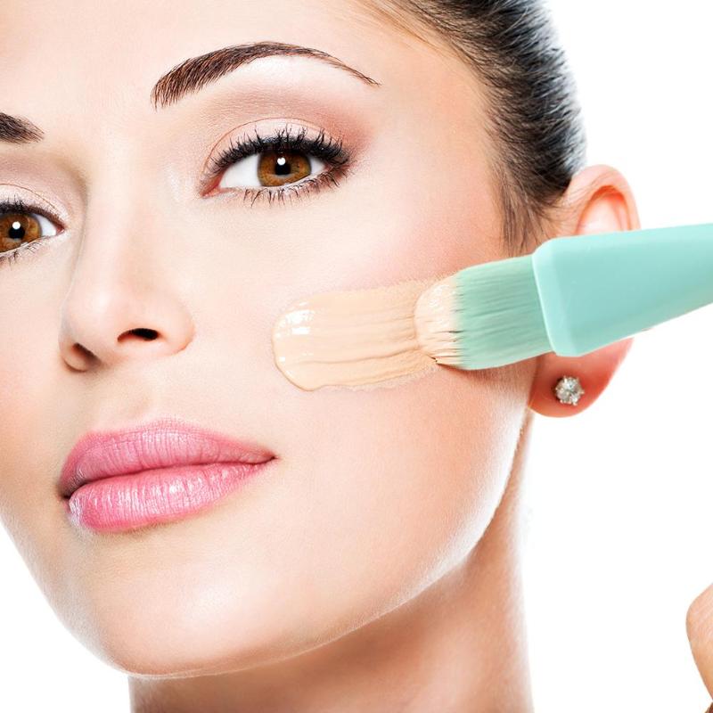 Little pretty waist foundation brush Little pretty waist foundation brush